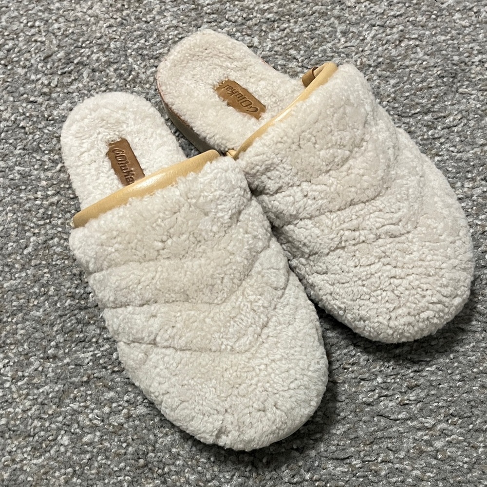 OluKai Tan and Cream Plush Slippers